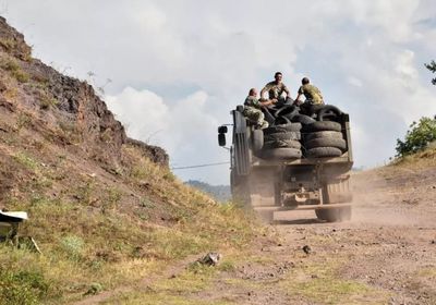 أرمينيا: أذربيجان تنتهك الهدنة وقصفت مواقعنا عند الحدود مع إيران