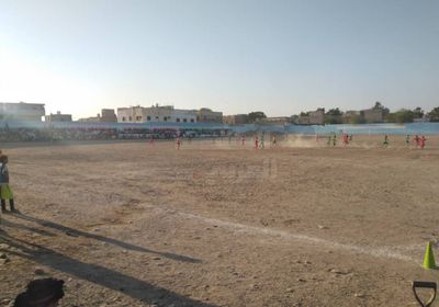 استياء من افتتاح ملعبي البيتي والبلدية دون تأهيلهما