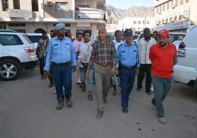 مدير صيرة يتفقد العمل بنظام فرزات النقل (صور)