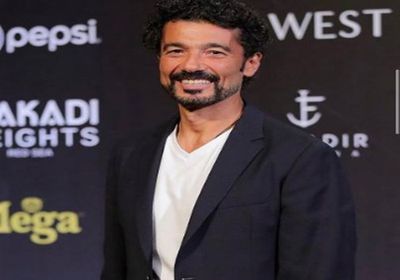 خالد النبوي يشيد بالفيلم الفلسطيني "200 متر"