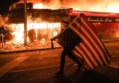 عمليات شغب ونهب بـ فيلادلفيا والقوات الأمريكية تباشر