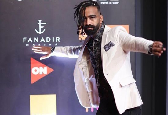 بعد تعافيه من كورونا.. محمود الليثي يفاجئ الجمهور بظهوره في مهرجان الجونة