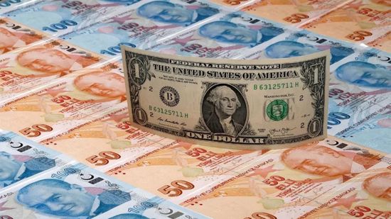  ‏ الأسوأ بين العملات العالمية.."الليرة التركية" تواصل انهيارها أمام الدولار والمركزي يفقد السيطرة