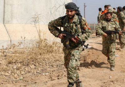 سياسي يكشف مخطط تركيا لتعزيز النهب ببعض مناطق سوريا