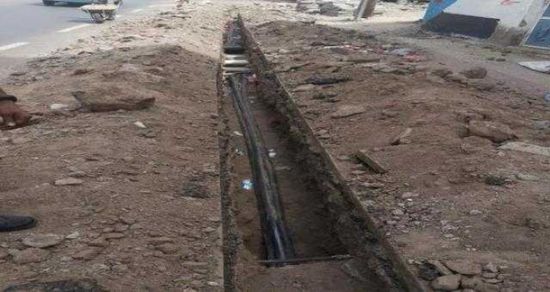 إصلاح عطل بكيبل كهرباء في ساحل حضرموت