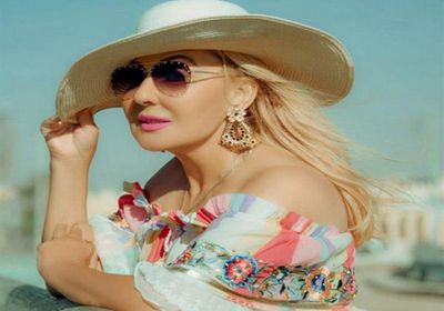 نادية الجندي تهنئ وفاء الكيلاني على برنامجها الجديد "السيرة"