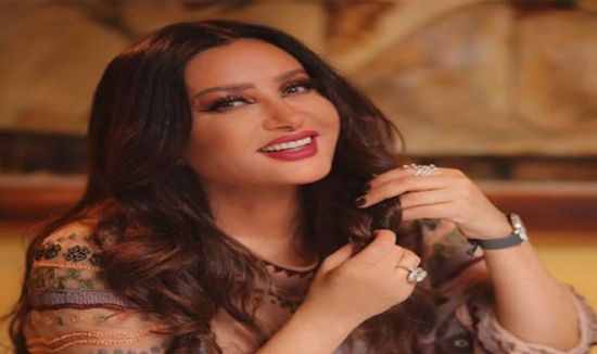 لطيفة تحتفل مع جمهورها بالمولد النبوي الشريف