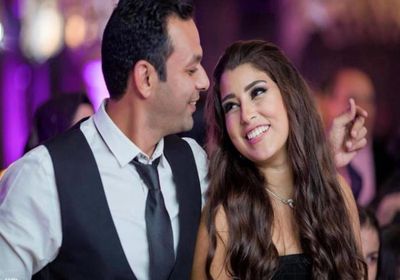 آيتن عامر ترقص مع زوجها في أحدث ظهور لهما بمهرجان الجونة (فيديو)