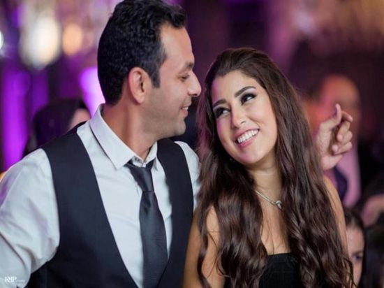 آيتن عامر ترقص مع زوجها في أحدث ظهور لهما بمهرجان الجونة (فيديو)