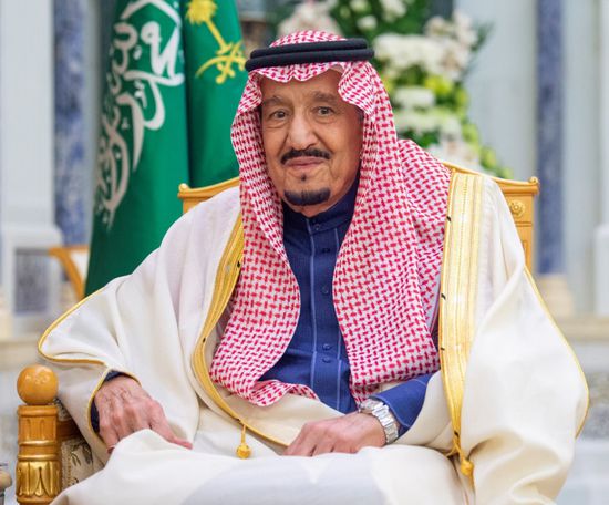  الملك سلمان يبعث برقية للإطمئنان على صحة الرئيس الجزائري