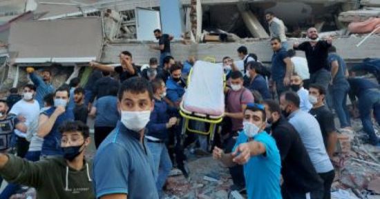 تركيا.. ارتفاع حصيلة القتلى لزلزال أزمير إلى 51 شخصا