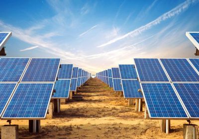 الإمارات تُضيء السودان بمحطات طاقة شمسية