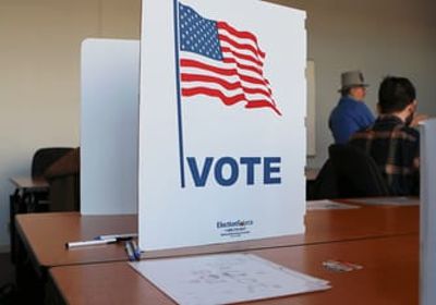 أكثر من 34 مليونا يصوتون في مراكز الاقتراع المبكر في الانتخابات الأميركية