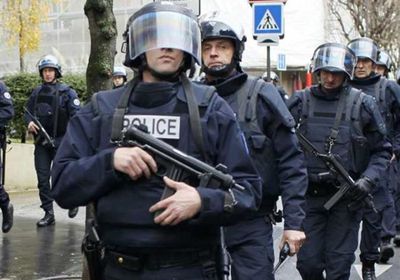 اعتقال مسلح بسكين وسط باريس