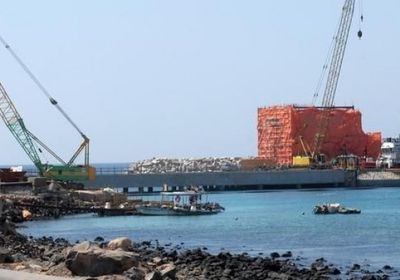 تثبيت أسعار النقل والأجور بميناء سقطرى