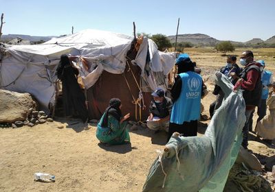 مفوضية اللاجئين تواصل برنامجها النقدي للنازحين