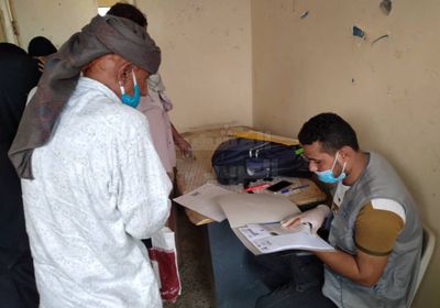 حصر مُستفيدي الغذاء العالمي في أبين بالبصمة (صور)