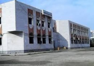 السطو على منقولات بمكتب التربية في لحج