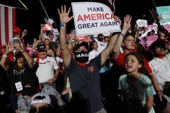  حملة بايدن الانتخابية تنظم وقفة احتجاجية في واشنطن ونيويورك