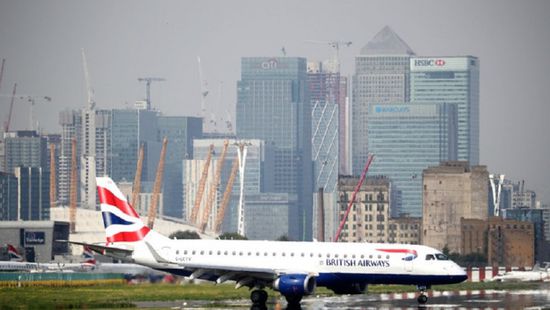 بريطانيا تعلق حركة الطيران مع إسرائيل
