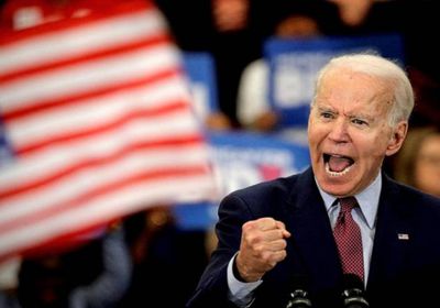 "تويتر" يضع تحذيرًا على تغريدة تعلن بايدن رئيسًا لـ أمريكا