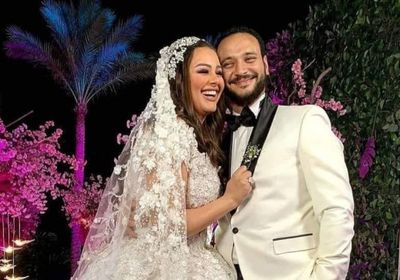 بالصور.. هنادي مهنا تتألق بإطلالة ملكية في حفل زفافها على أحمد خالد صالح
