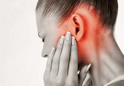 دراسة بريطانية تكشف.. طنين الأذن يفاقم أوضاع المصابين بكورونا