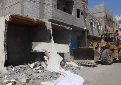 إزالة الأكشاك غير المُرخصة والعشوائيات بالشيخ عثمان (صور)