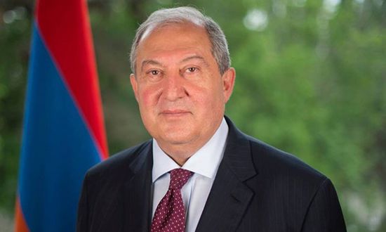 بعد شهر من تعيينه.. إقالة مدير الأمن القومي الأرميني