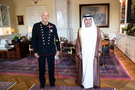 سفير دولة الإمارات يقدم أوراق اعتماده إلى ملك النرويج
