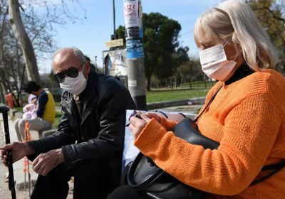 اليونان تُسجل 35 حالة وفاة و1914 إصابة جديدة بكورونا