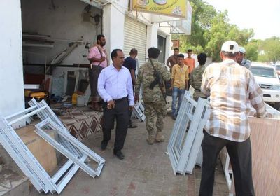 إغلاق محال غير مرخصة بخورمكسر