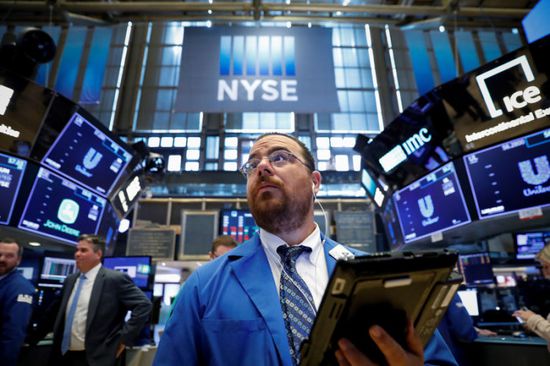 الأسهم الأمريكية تنخفض رغم صعود داو جونز