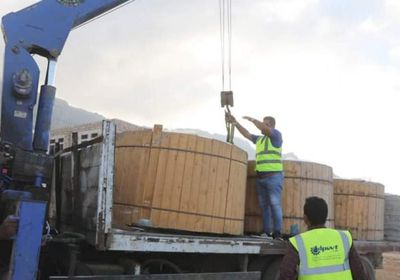 "خليفة الإنسانية" تضيء 3 مناطق جدديدة في سقطرى