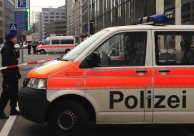 انتشار الشرطة السويسرية عقب إطلاق نار في  مدينة بيال
