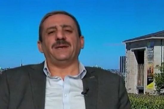 شعار يُحذر من خطر عصابات الإخوان في ليبيا