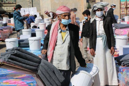 "الدولية للهجرة" توزع 6200 حقيبة مأوى بـ9 محافظات