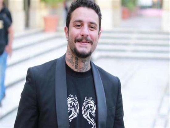 بالفيديو.. أحمد الفيشاوي يوجه التحية لجمهوره بعد الاحتفال بعيد ميلاده الأربعين