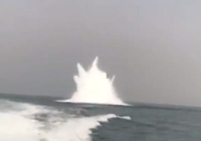 التحالف يتلف لغمًا حوثيًا جنوب البحر الأحمر