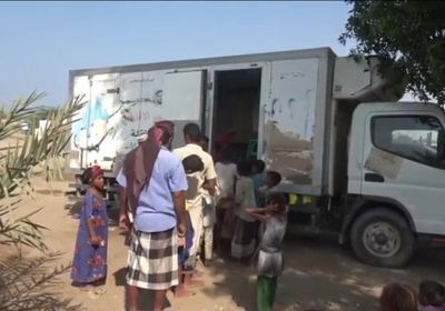 بقافلة طبية.. الإمارات تداوي النازحين في البادي بالحديدة (فيديو)