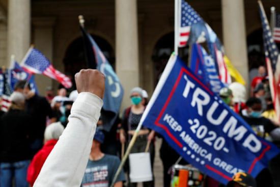  تظاهرات لأنصار ترامب في واشنطن احتجاجا على نتائج الانتخابات ‎