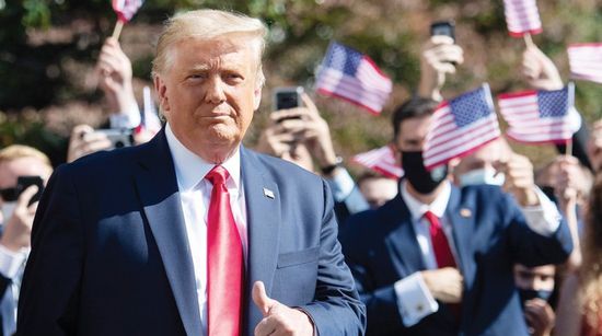  بالفيديو.. ترامب يشارك في التظاهرات المؤيدة له بواشنطن