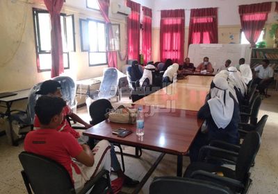 لقاءات للطلاب المشاركين في مسابقات "تنمية المهارات" بأبين