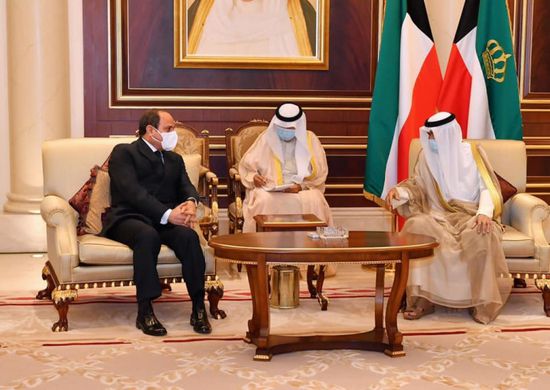 السيسي يدعو أمير الكويت لزيارة مصر