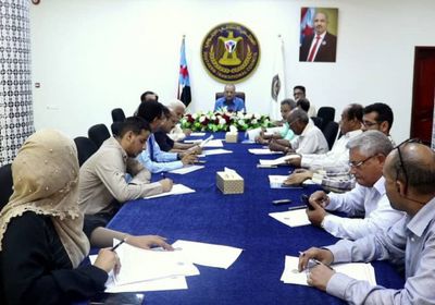 أشادت بصمود القوات الجنوبية.. "أمانة الانتقالي" تبحث قضايا مجتمعية