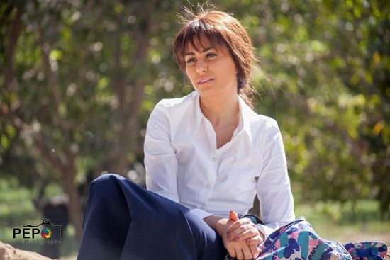 منة فضالي تنشر صورها من كواليس مسلسل "هي"