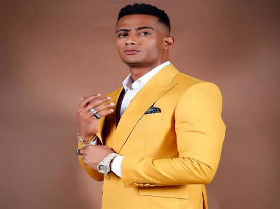 محمد رمضان يعود للقاهرة بعد رحلته في دبي (فيديو)