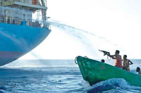 اختطاف 14 رهينة في خليج غينيا