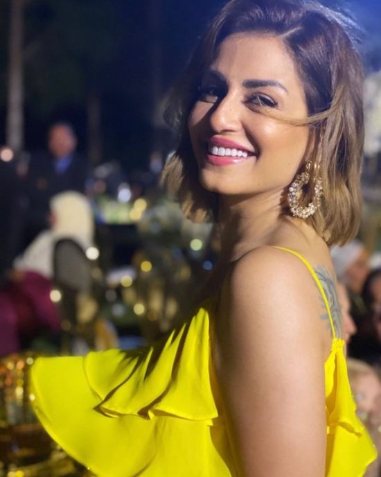 منة فضالي تستمتع بوقتها بهذا الشكل في أحدث ظهور (فيديو)