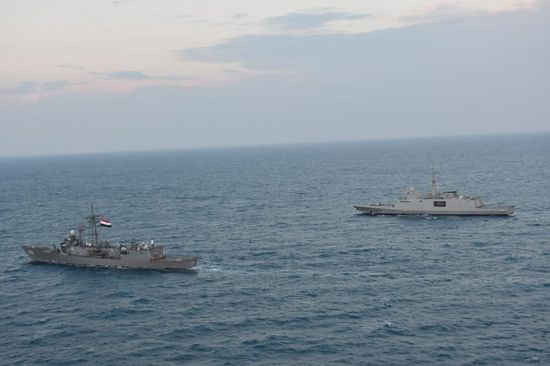  القوات البحرية المصرية والفرنسية تنفذان تدريبا بحريا عابرا